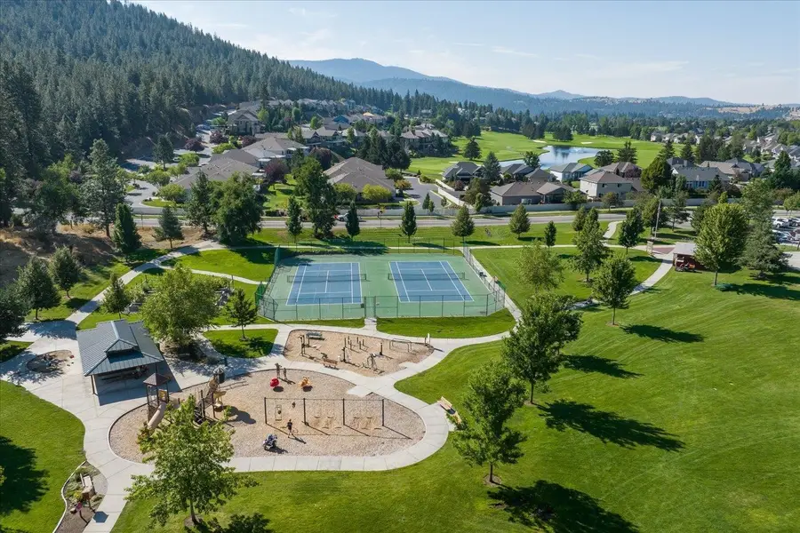 24960 E Pine Point Ct, Liberty Lake, WA 99019 - #2