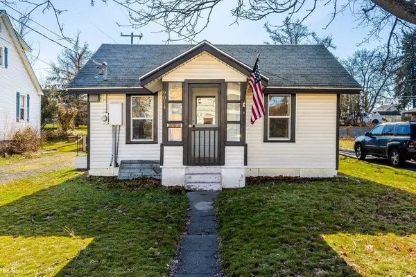 9014 E Frederick Ave, Millwood, WA 99212