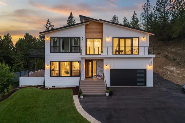 5825 N Del Rey Dr, Otis Orchards, WA 99027