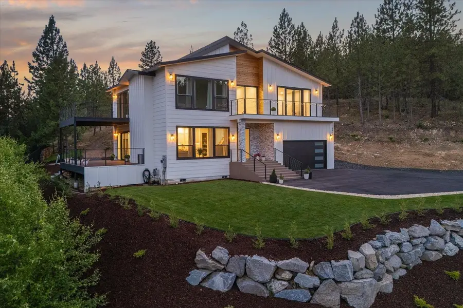 5825 N Del Rey Dr, Otis Orchards, WA 99027 - #3