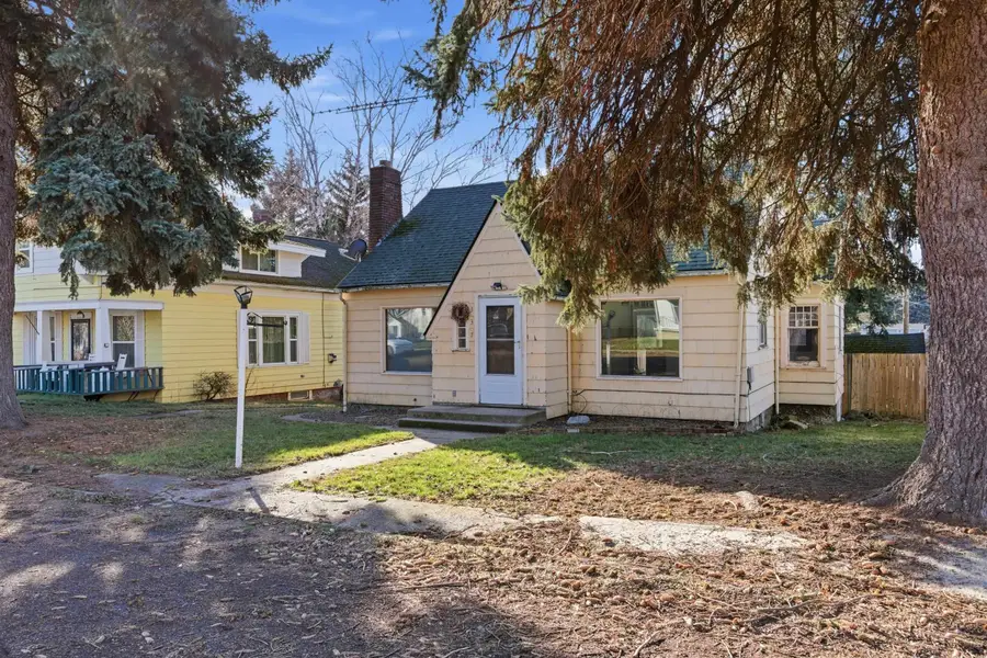 337 S Crosby St, Tekoa, WA 99033 - #2