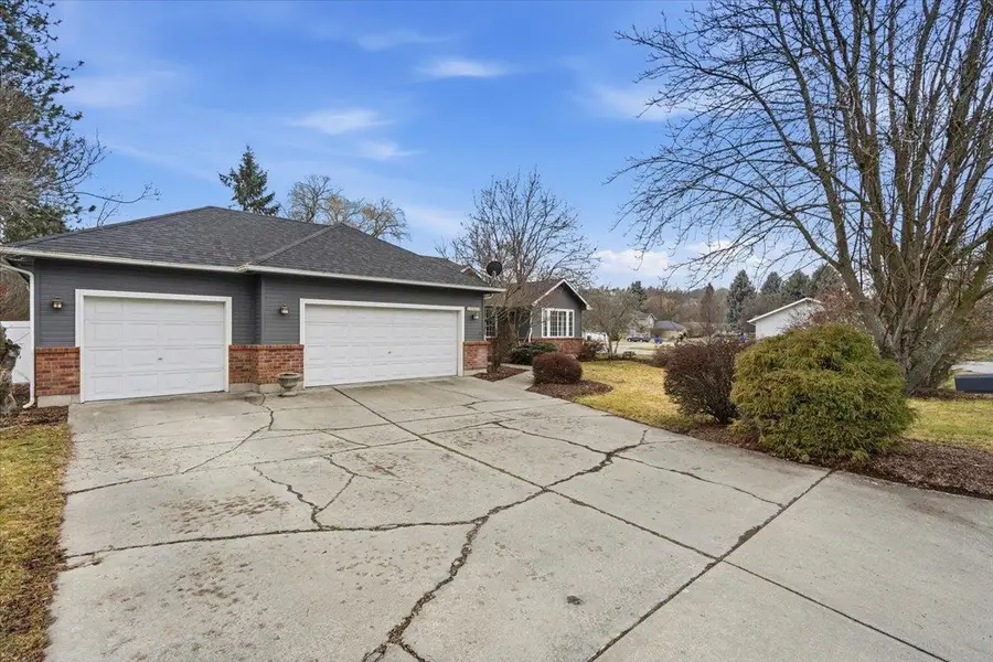 13904 E 41st Ct, Veradale, WA 99037 - #3