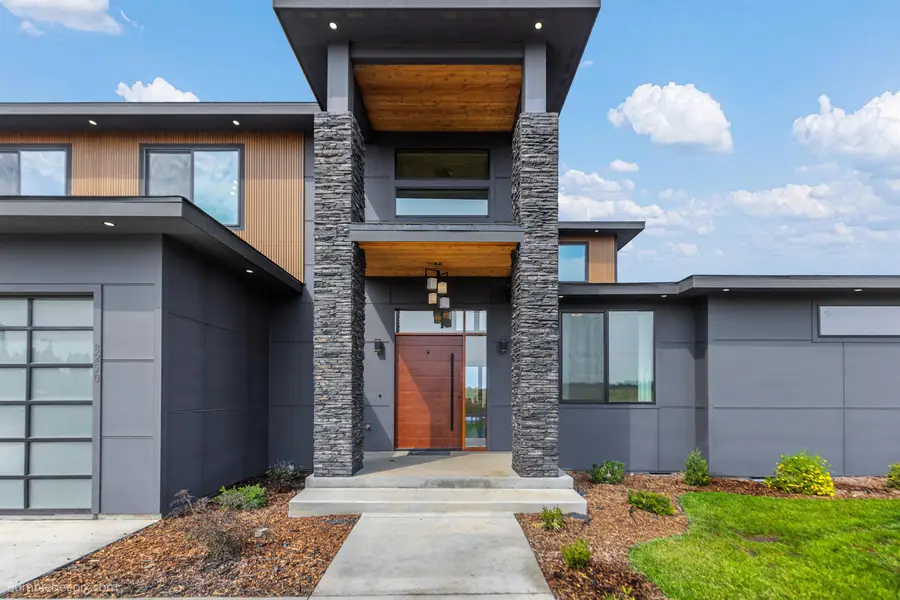 8250 W Mission Rd, Spokane, WA 99224 - #2