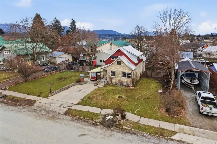 220 S Warren Ave, Newport, WA 99156 - #3