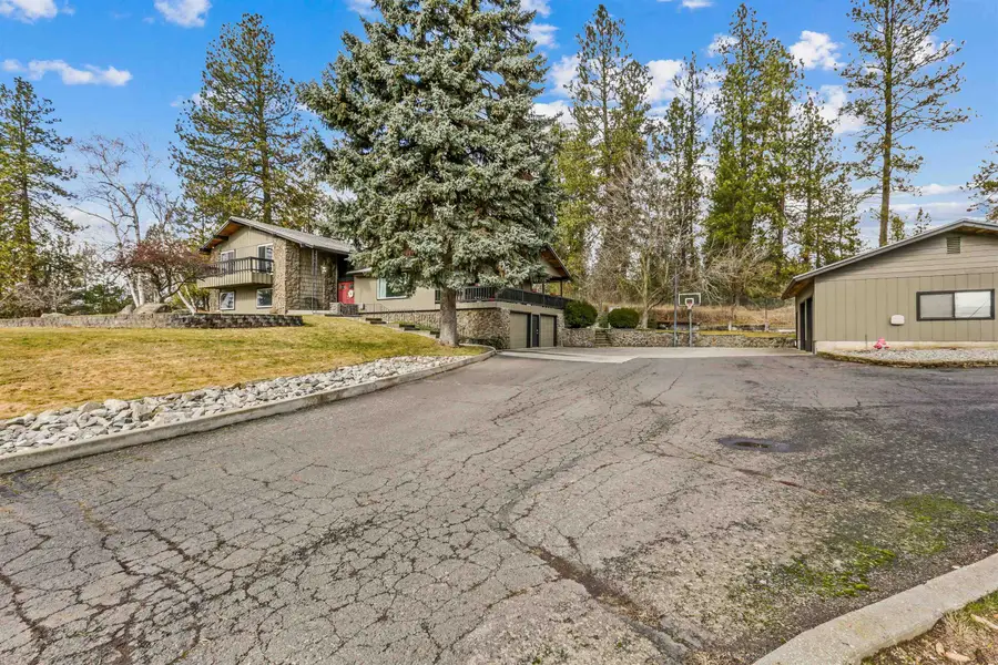 216 W Fleming Ave, Colbert, WA 99005 - #2