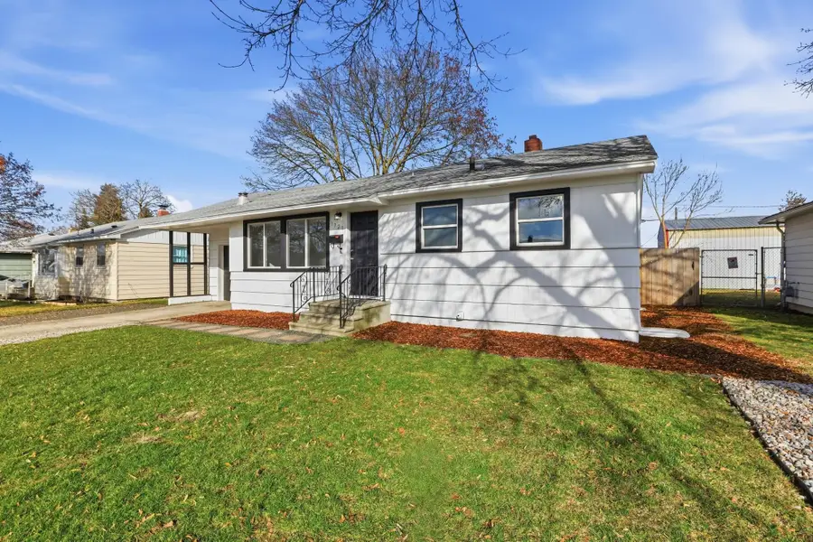 1721 E Central Ave, Spokane, WA 99207 - #2