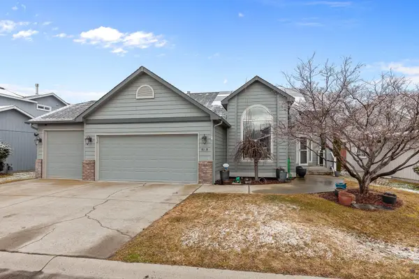 19201 E Riverwalk Ln, Greenacres, WA 99016