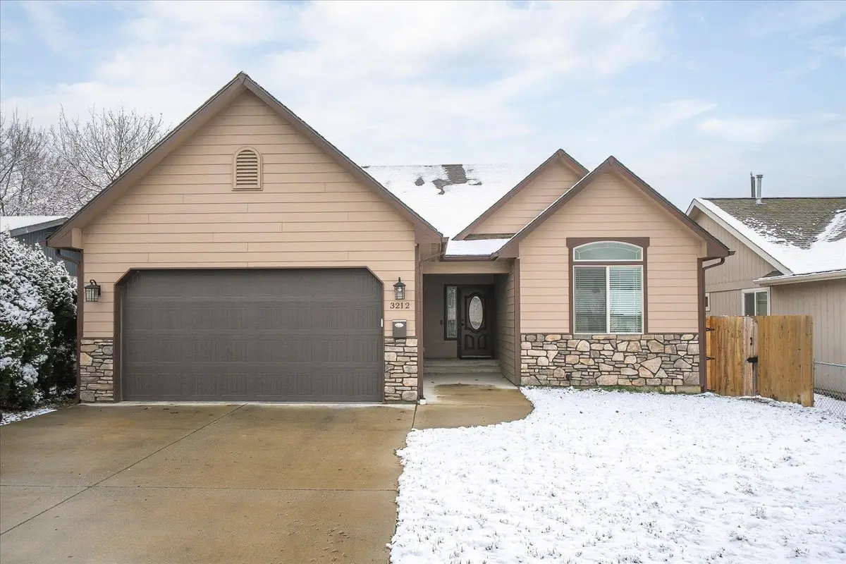 3212 E 33rd Ave, Spokane, WA 99223 - #1