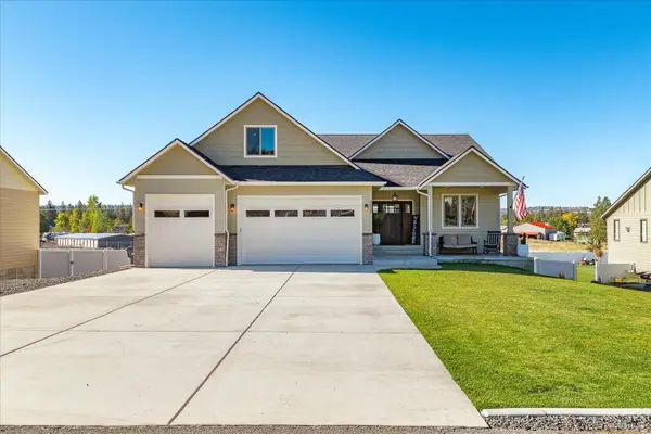 60829 Westview Dr, Nine Mile Falls, WA 99026