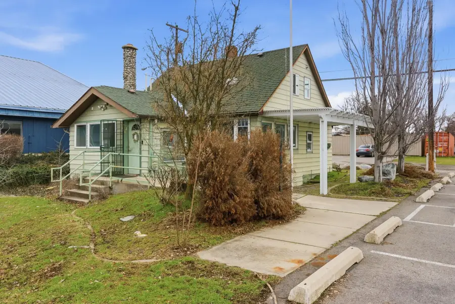 11928 E Sprague Ave, Spokane Valley, WA 99206 - #3