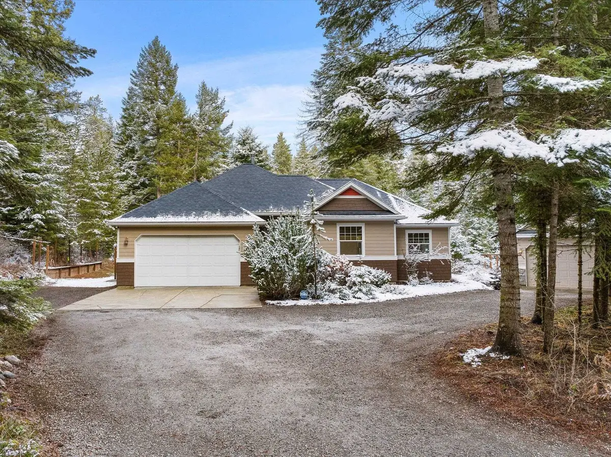 13306 N Muzzy Rd, Newman Lake, WA 99025 - #1