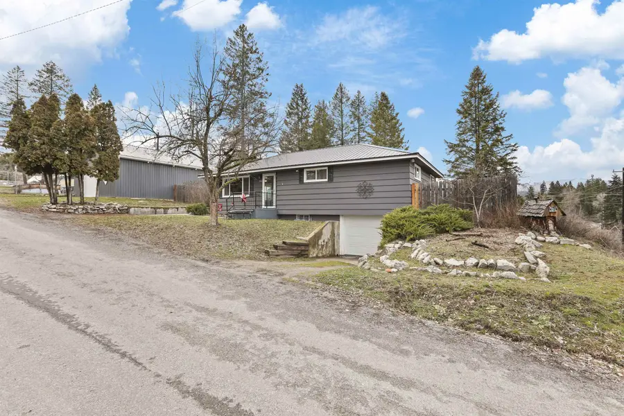 502 W Larch St, Newport, WA 99156 - #2