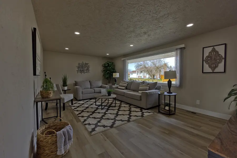 14108 E 18th Ave, Spokane Valley, WA 99037 - #3