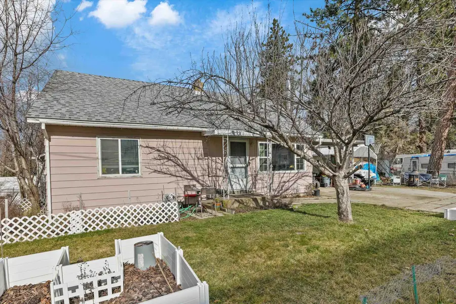 10505 E 10th Ave, Spokane Valley, WA 99206 - #3