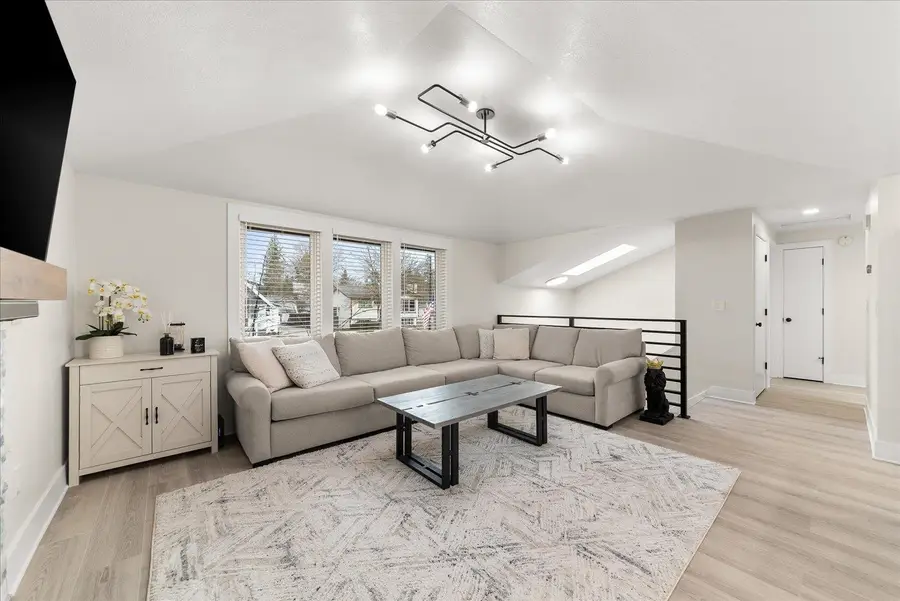 4209 W Everett Ave, Spokane, WA 99205 - #3