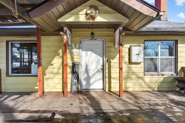 5811 W Park St, Marshall, WA 99020