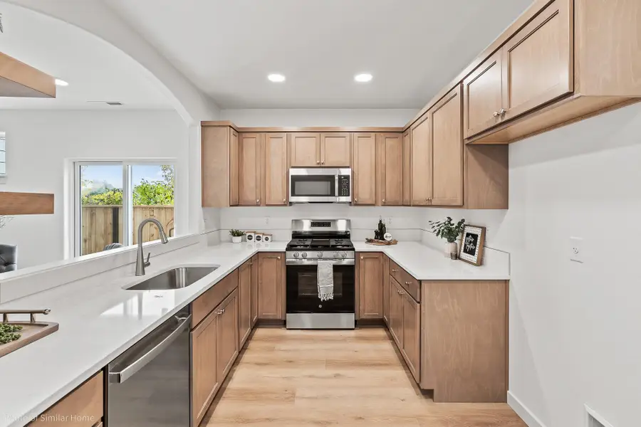 312 N Viewmont Ct, Greenacres, WA 99016 - #2