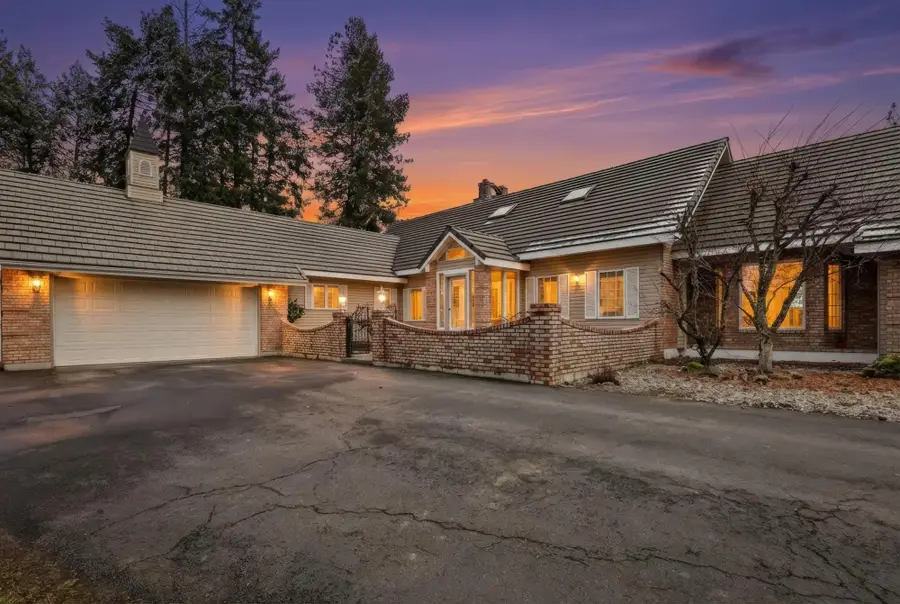 21727 N Vista Cir, Colbert, WA 99005 - #2