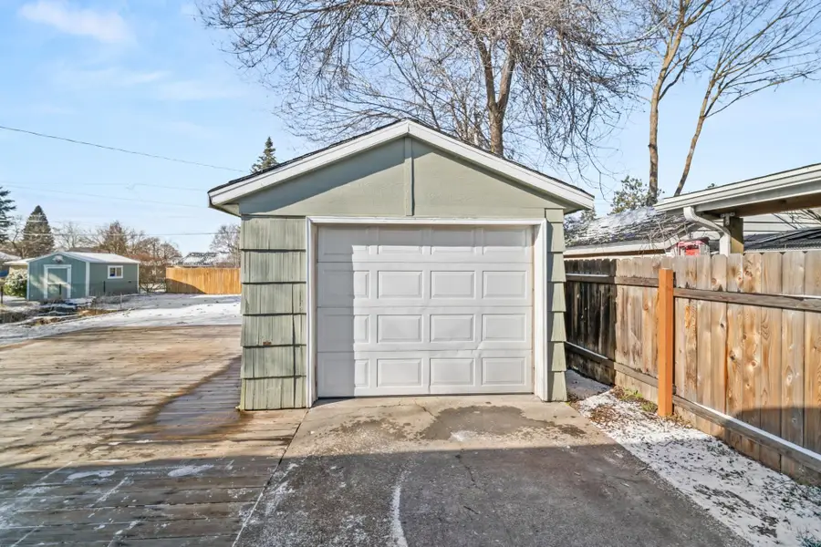 5803 N Elgin St, Spokane, WA 99205 - #2