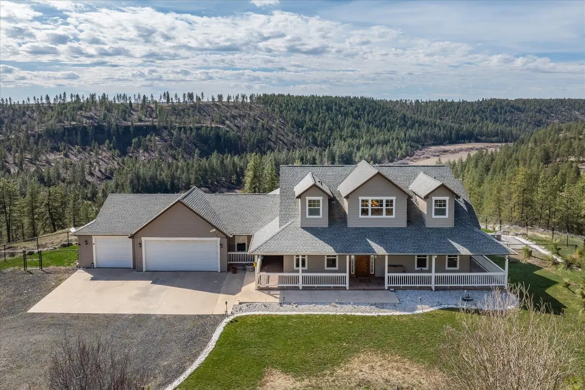 16503 W Bluebird Ln, Spokane, WA 99224 - #1