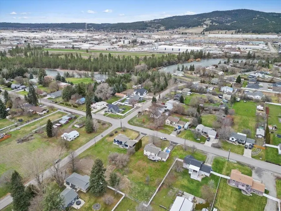 2316 N Long Rd, Spokane Valley, WA 99016 - #3