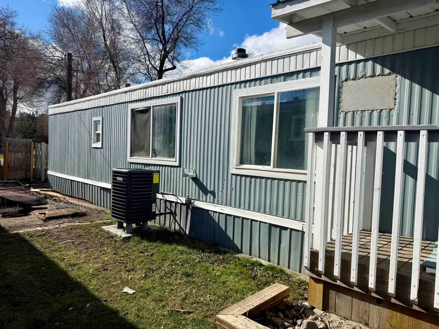 5820 E 4th Ave, Spokane Valley, WA 99212 - #2