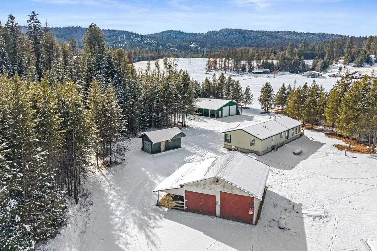 389962 Highway 20 Hwy, Cusick, WA 99119 - #1