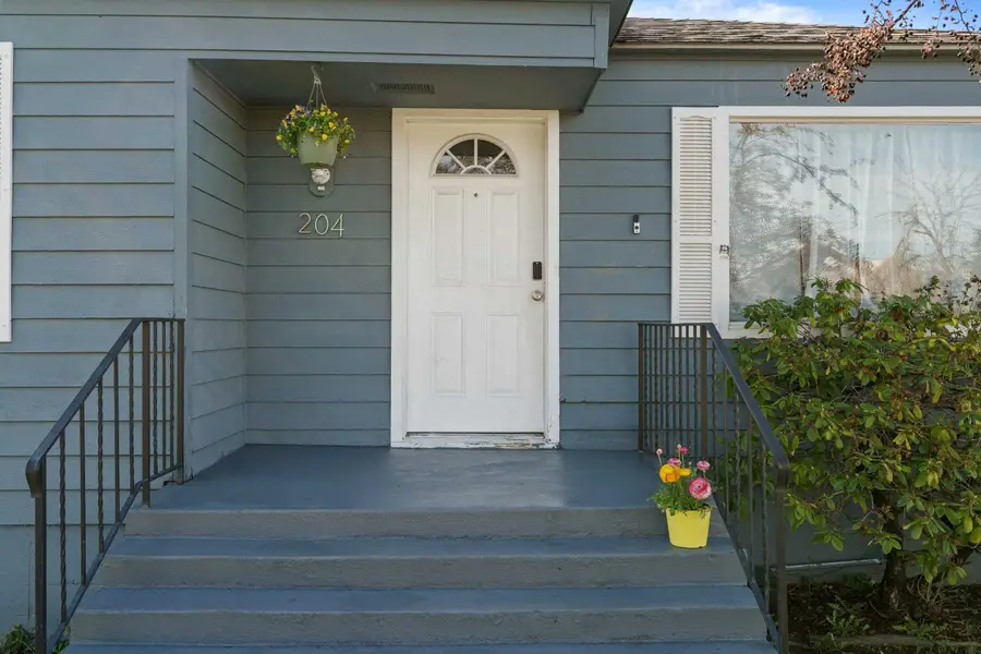204 E Princeton Ave, Spokane, WA 99207 - #3