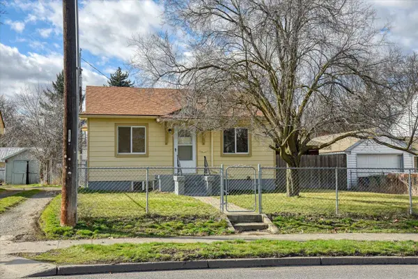 2715 N Ash St, Spokane, WA 99205