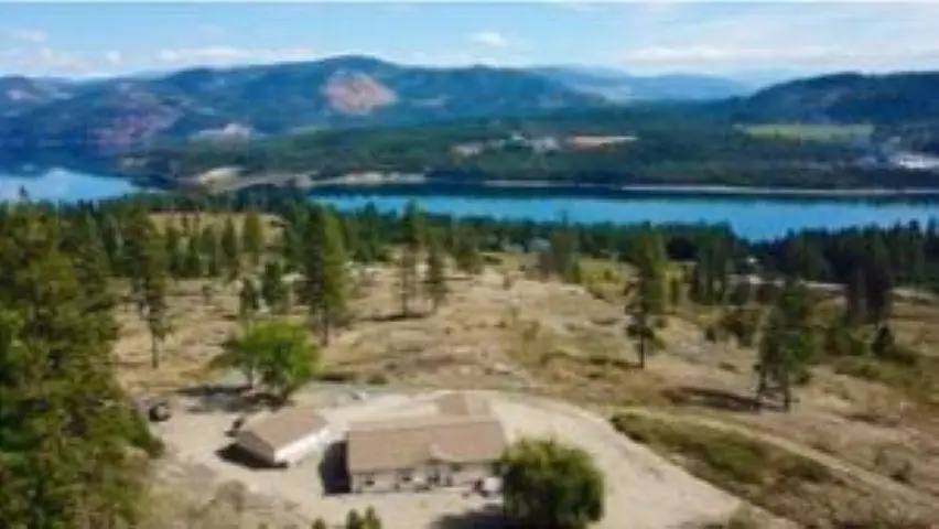 9 Ballard Ave, Kettle Falls, WA 99141 - #2