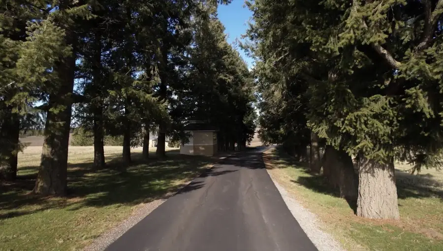 3311 E Chisholm Ln, Spokane, WA 99223 - #3