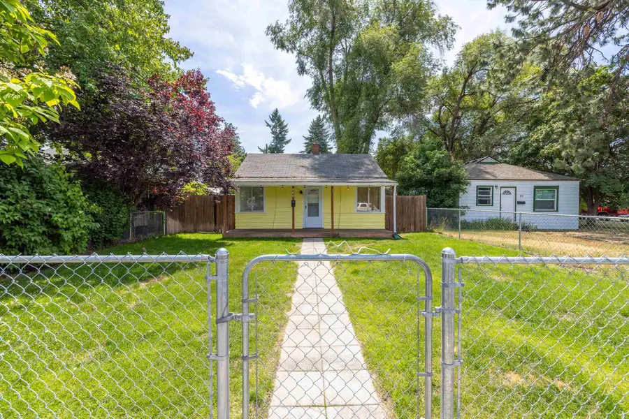 806 E North Ave, Spokane, WA 99207 - #3