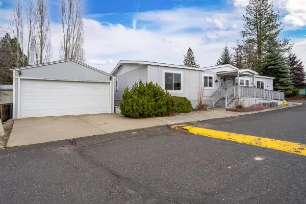 3419 E Garrison Ln, Mead, WA 99021