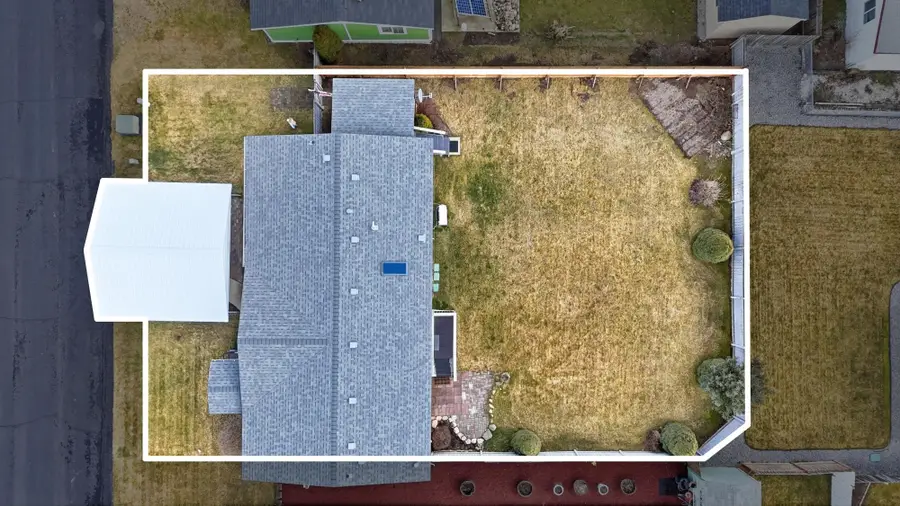 3110 E Chattaroy Rd Rd, Chattaroy, WA 99003 - #3