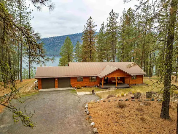 2378 Eagle River Way, Kettle Falls, WA 99141