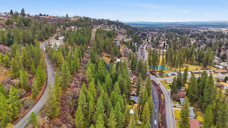 13XX W Sylvian Ct, Spokane, WA 99208 - #3