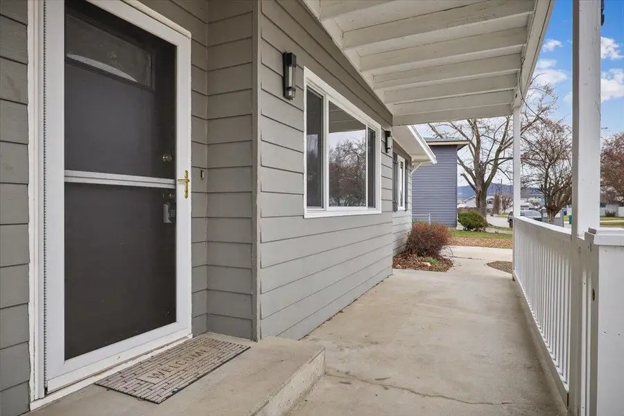 905 N Ravalli Dr, Spokane Valley, WA 99037 - #3