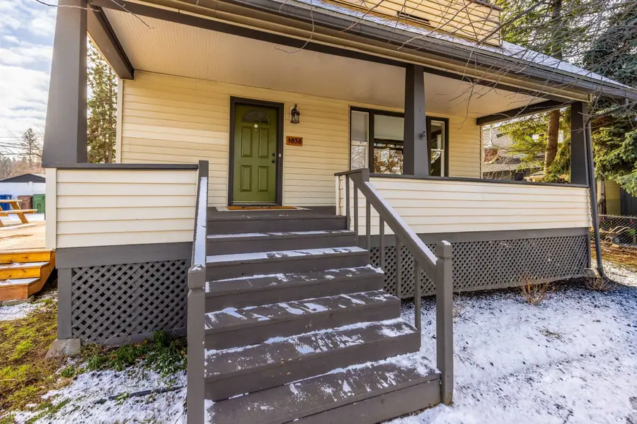 1858 E 8th Ave, Spokane, WA 99202 - #2