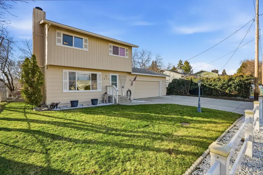 1625 N Walnut Rd, Spokane Valley, WA 99206 - #2
