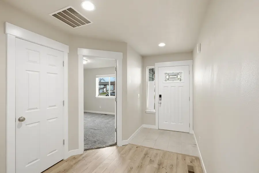 4912 E 8th Ave, Spokane Valley, WA 99212 - #3