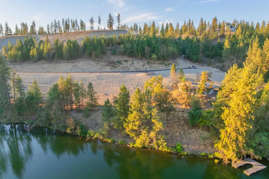 208 Shoreline Way, Nine Mile Falls, WA 99026 - #2