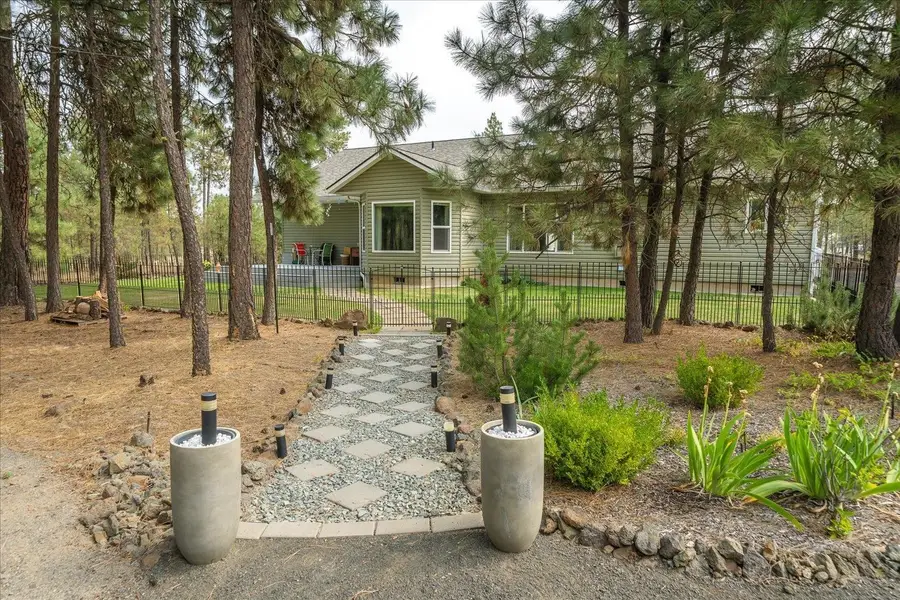 18206 S Hanson Pond Ln, Cheney, WA 99004 - #3