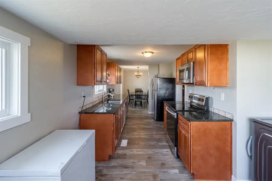 2327 E Longfellow Ave, Spokane, WA 99207 - #2