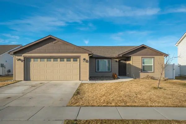 10212 W 9th Ave, Airway Heights, WA 99224