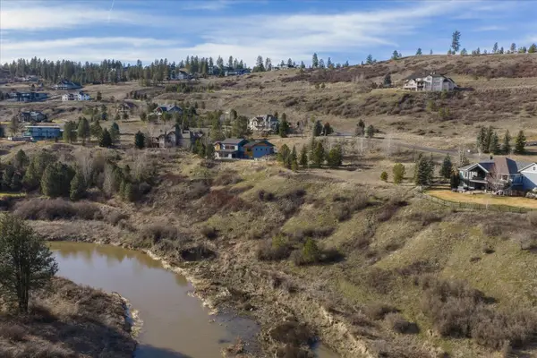 11511 S Fairway Ridge Ln, Spokane, WA 99224