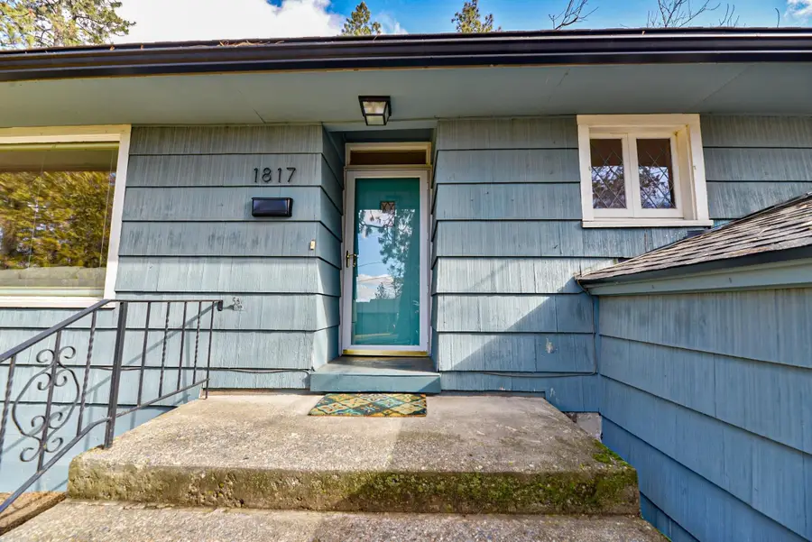 1817 S Maple Blvd, Spokane, WA 99203 - #3