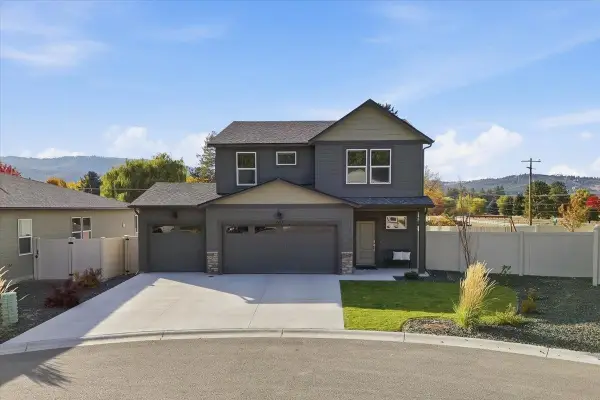 4604 S Frosty Ln, Spokane Valley, WA 99206