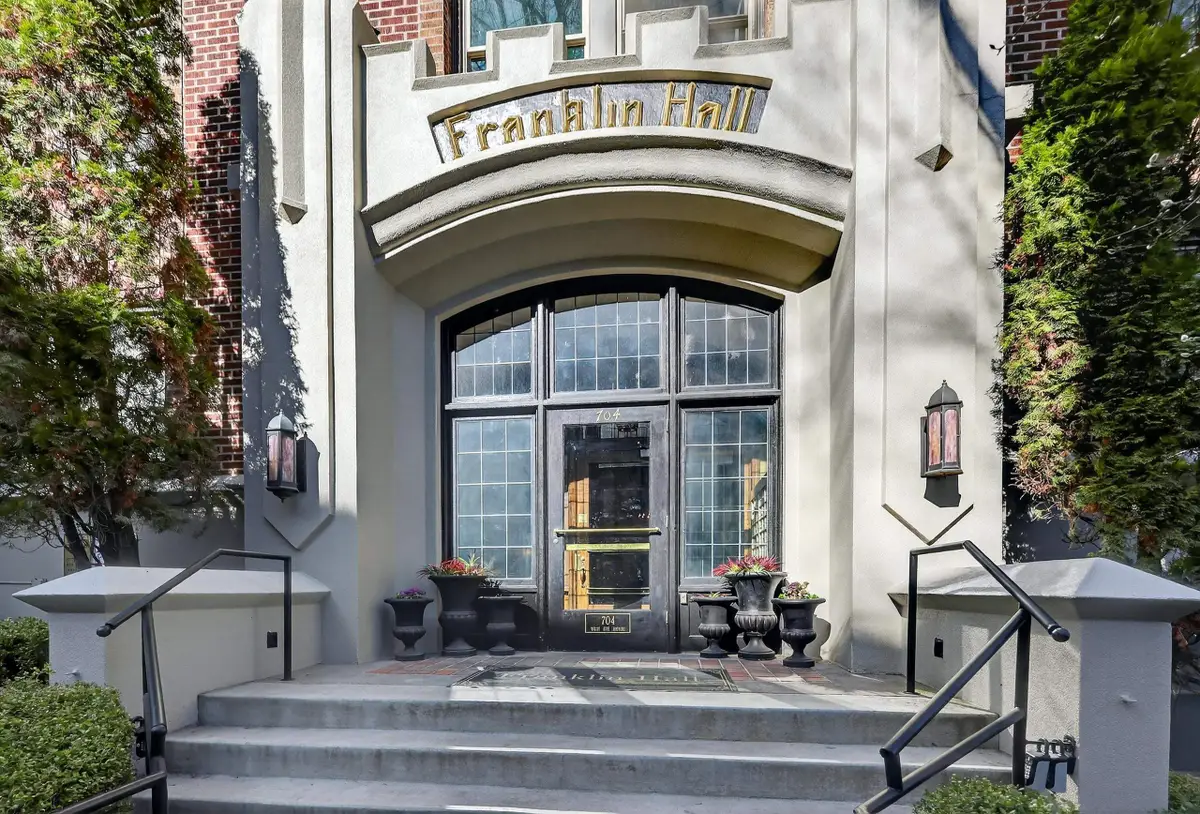 704 W 6th Ave #207, Spokane, WA 99204 - #1