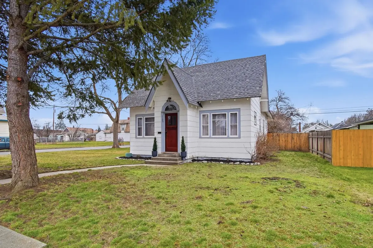 1103 W Fairview Ave, Spokane, WA 99205 - #1