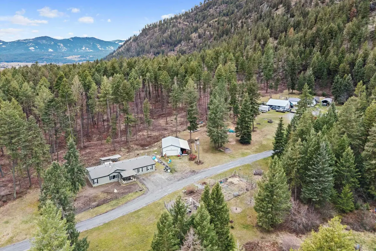 527 Williams Lake Rd, Colville, WA 99114 - #1